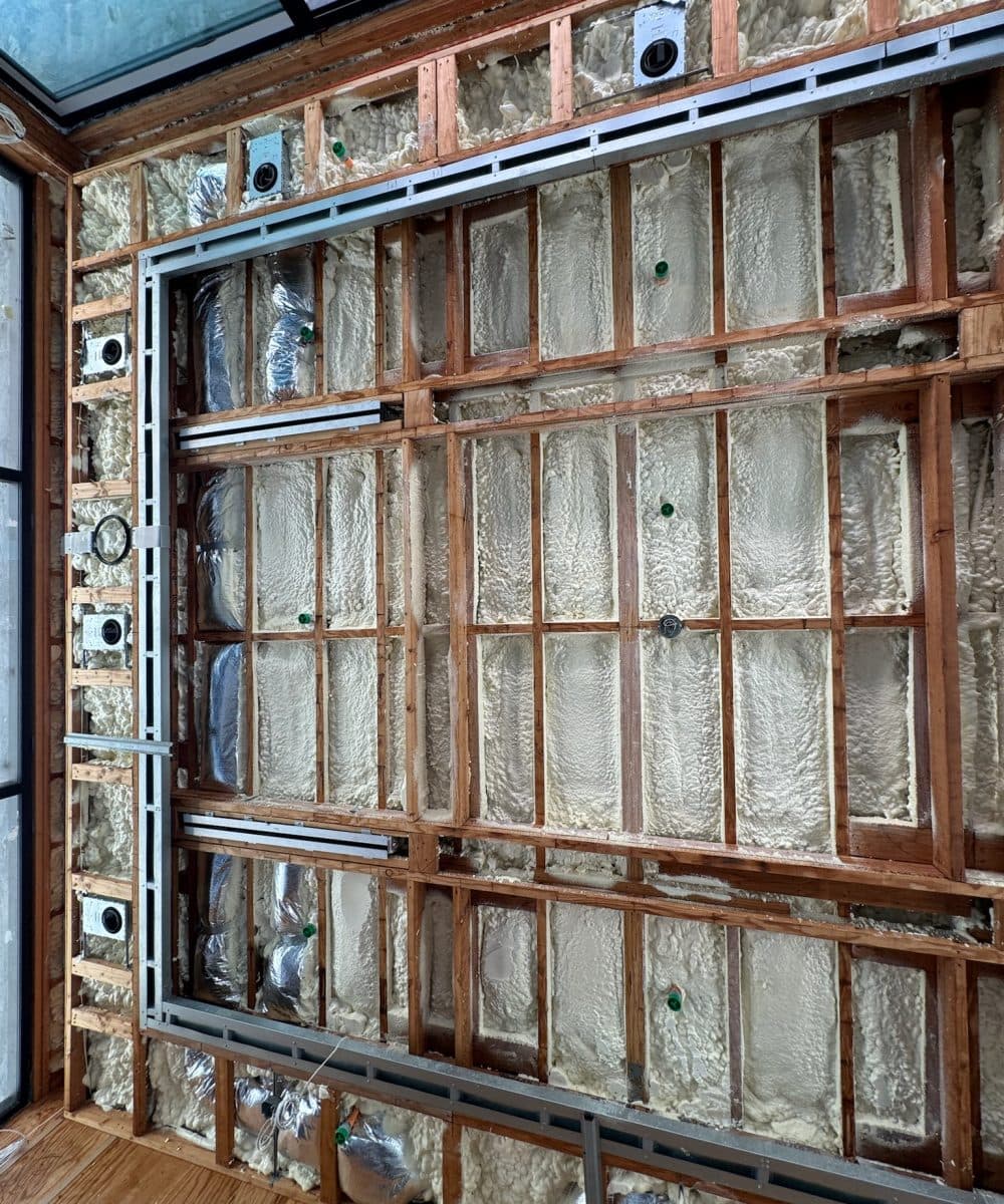 Closed-Cell Spray Foam Insulation Services in California - A.S.I. Inc.